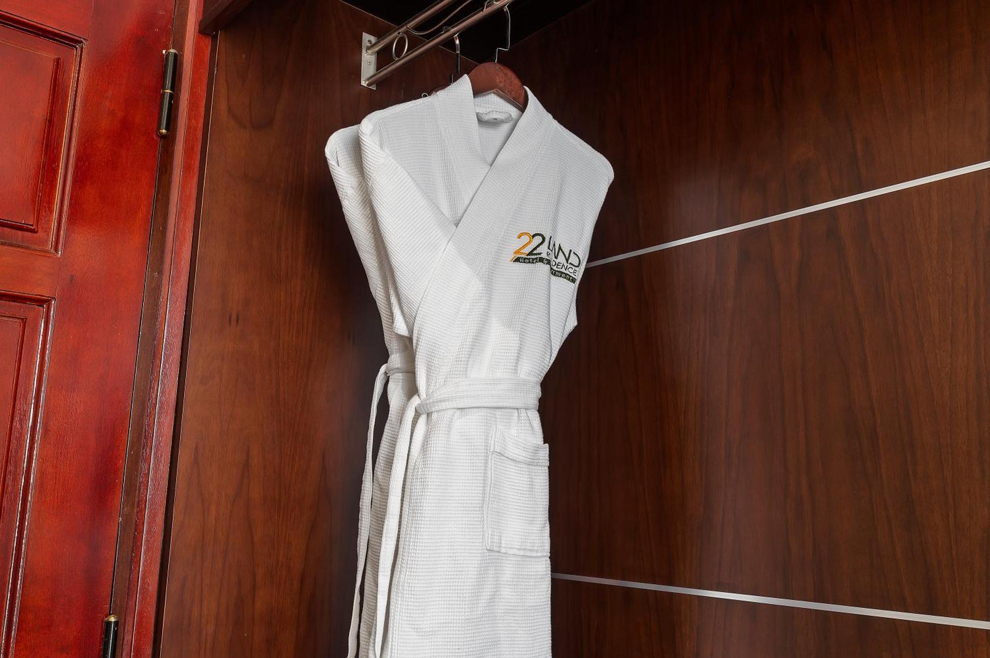 Sunny 22Land Residence Hotel 2 Ханой Экстерьер фото